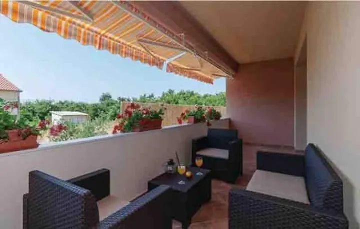 Villa Mell Policnik